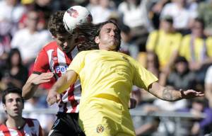 Athletic Bilbao's forward Fernando Llore