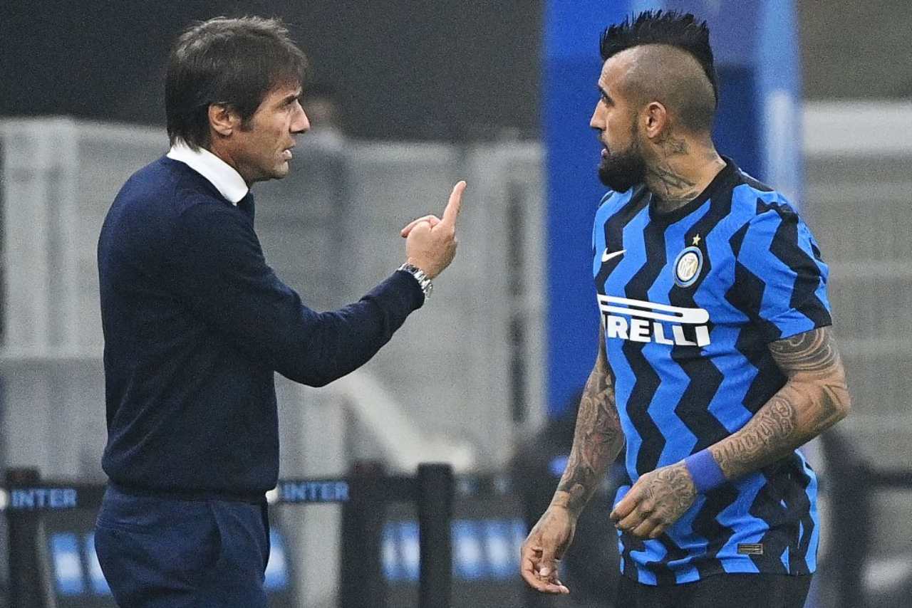 Inter, i 'fedelissimi' tradiscono Conte | Da Sensi a Vidal: i flop sul mercato