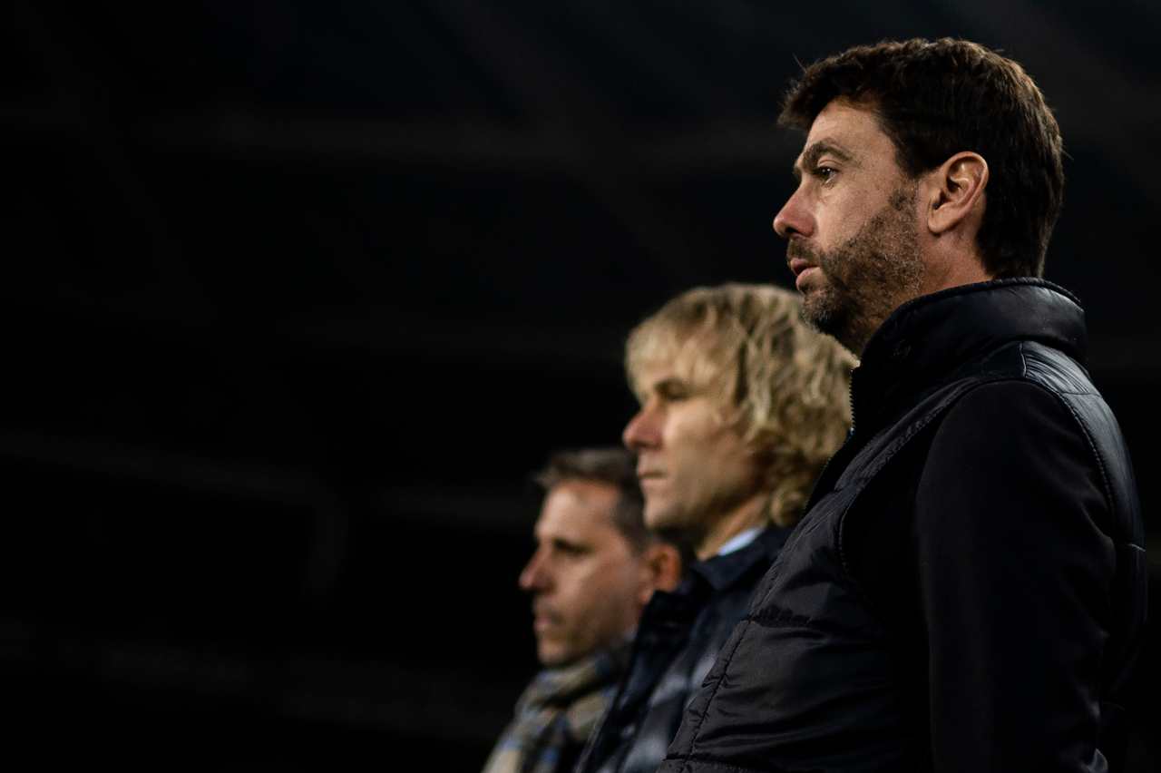 Juventus, che attacco | "Agnelli pensa a litigare con Conte"