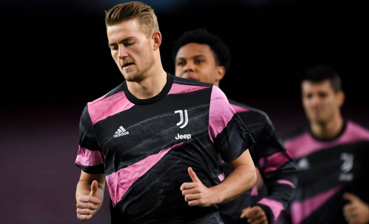 Calciomercato Juventus, addio di due big | Il Barcellona su de Ligt