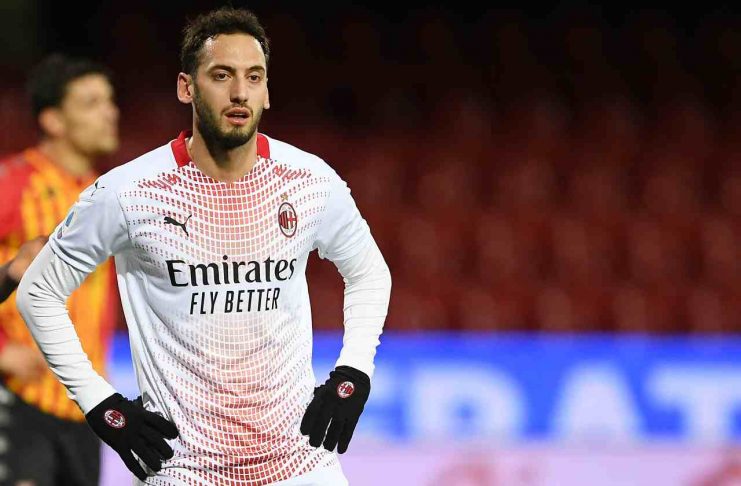 Calciomercato Milan, futuro Calhanoglu | Possibile svolta Milan Calciomercato Calhanoglu Lazio Luis Alberto Romagnoli Hauge Juventus