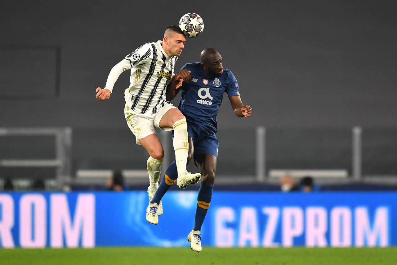 Calciomercato Juventus, scambio con Mourinho: Demiral per Villar