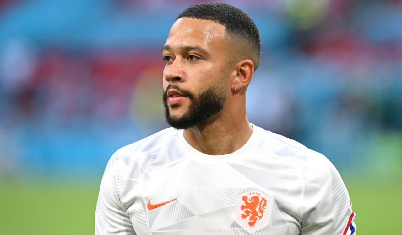 Barcellona Depay ufficiale