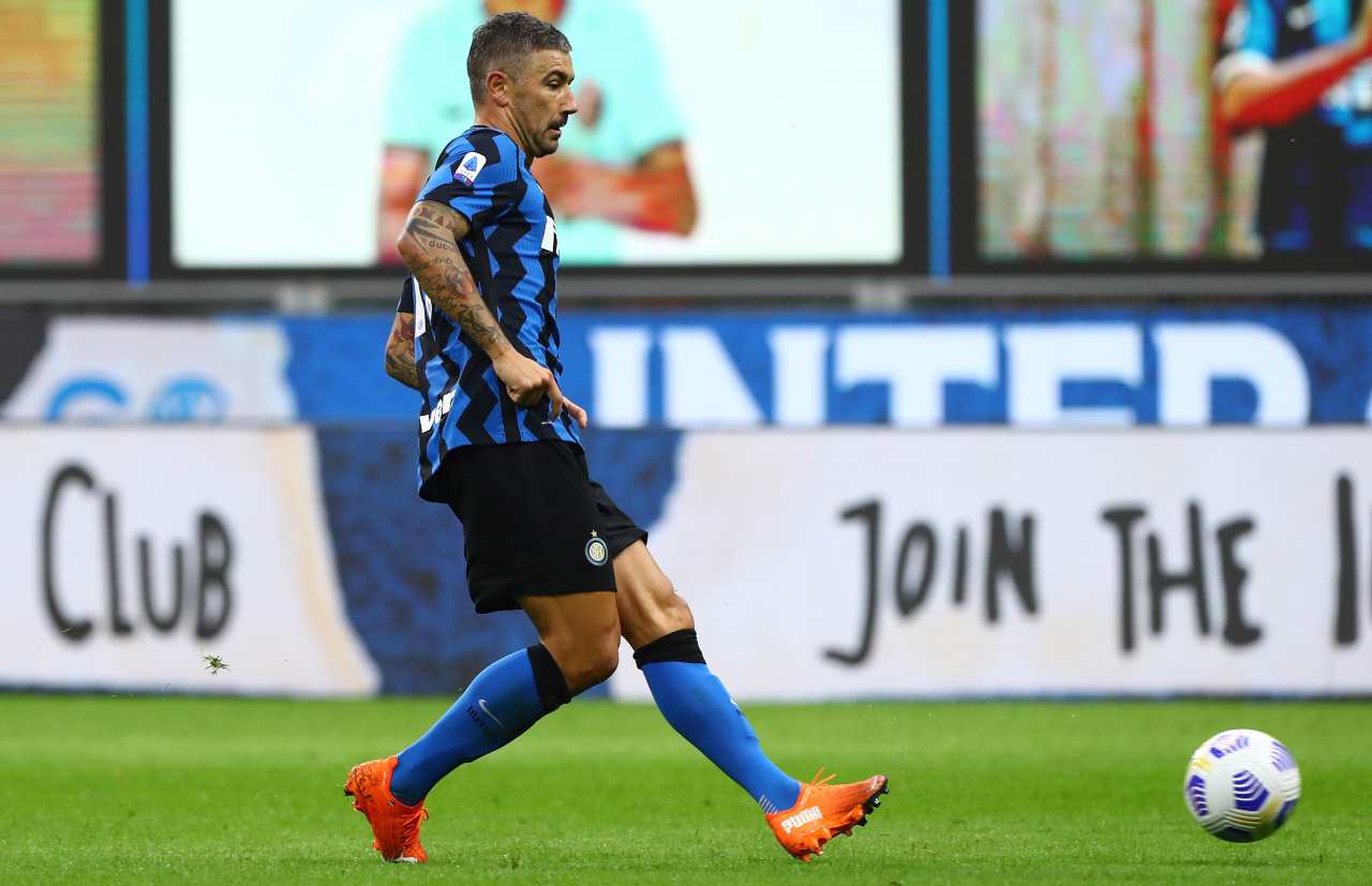 Calciomercato, Kolarov lascia l'Inter gratis | Suggestione Tottenham