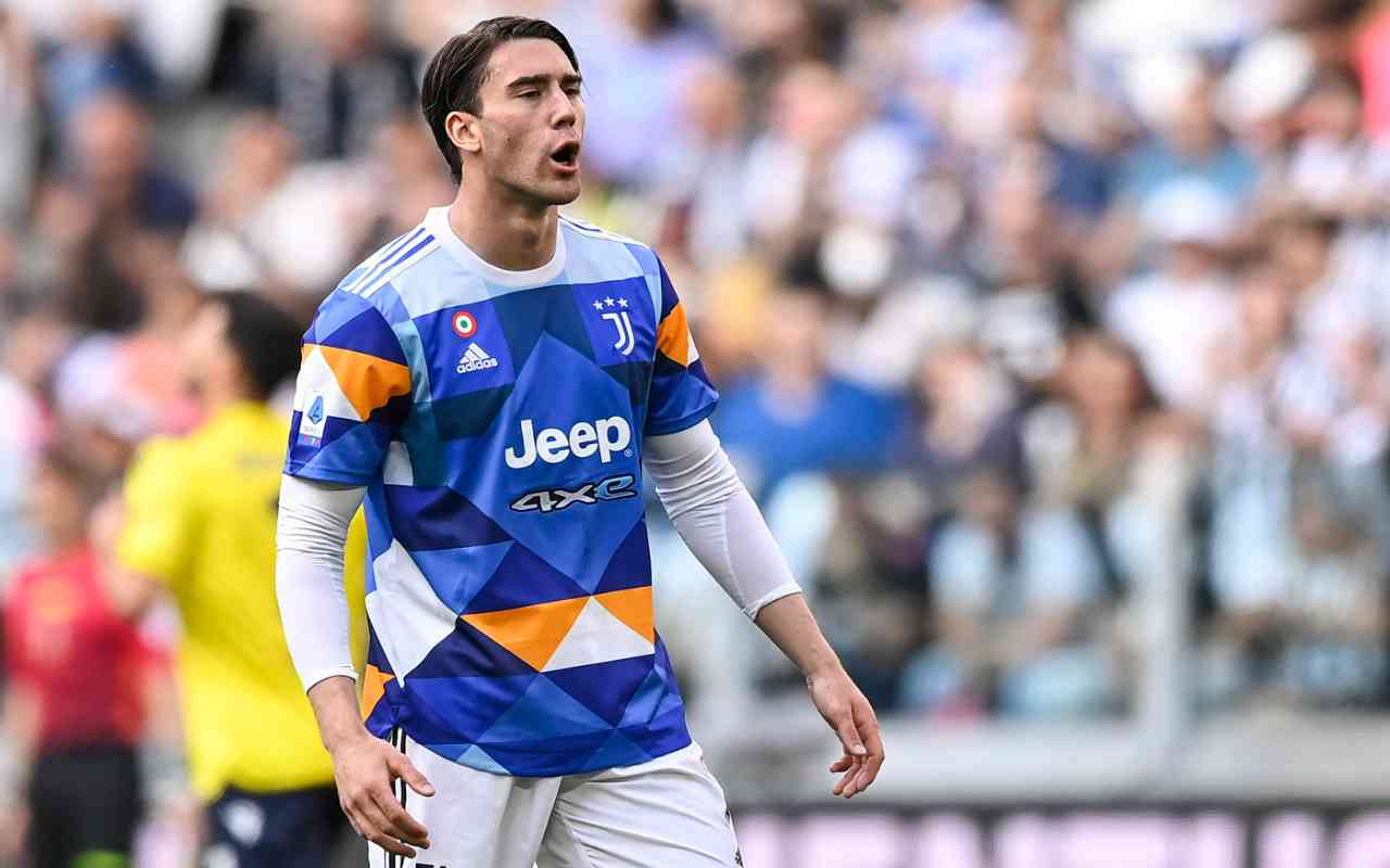Calciomercato Juventus, affare con l'Inter: Pinamonti vice Vlahovic