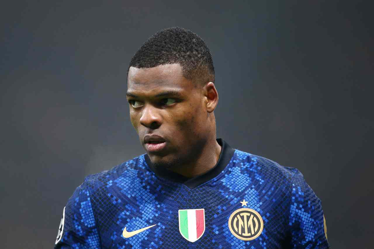 Inter, scambio Wan-Bissaka-Dumfries non convince