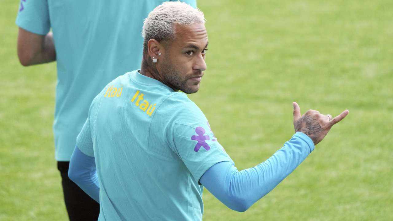Neymar bianconero, pronta la maglia numero 10
