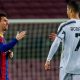 Lionel Messi e Cristiano Ronaldo si salutano