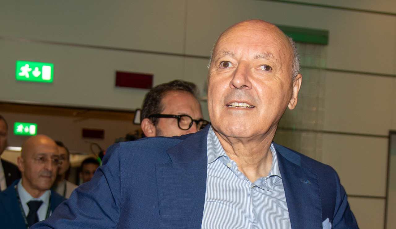 Giuseppe Marotta sorridente