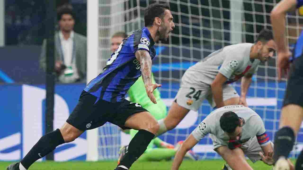 Calciomercato Inter, Inzaghi trema: 68 milioni per Dumfries e Calhanoglu