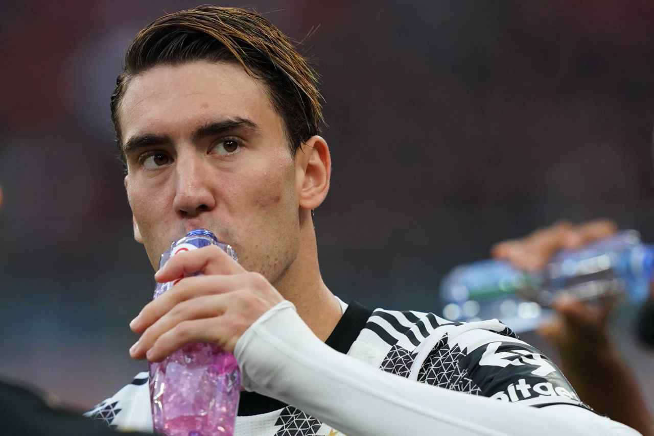 Il regalo Champions è Vlahovic: scambio con la Juve