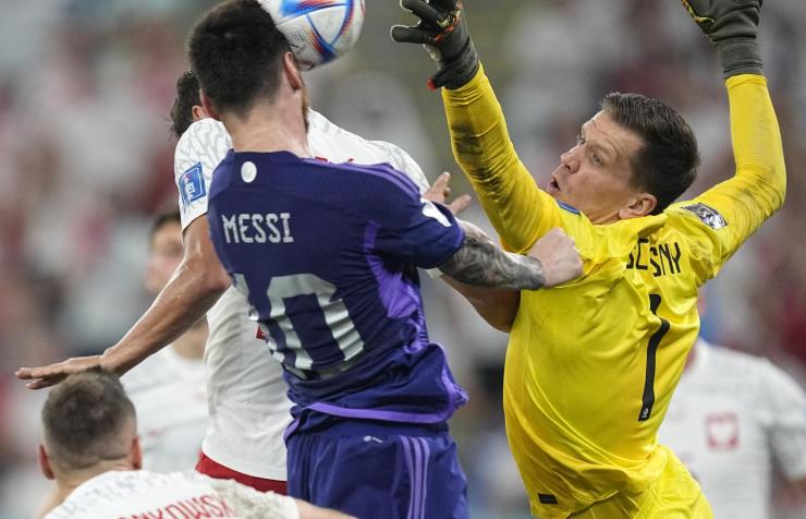 Szczesny tornato super: Tottenham all'assalto