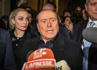 Nuovo scandolo travolge Berlusconi