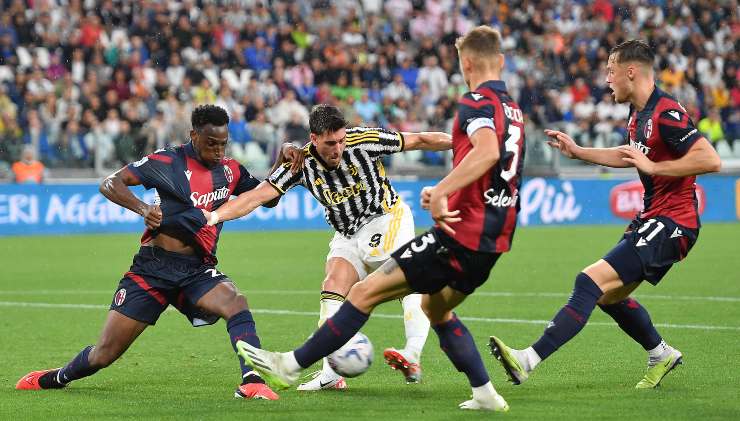 Una fase di gioco di Juventus Bologna