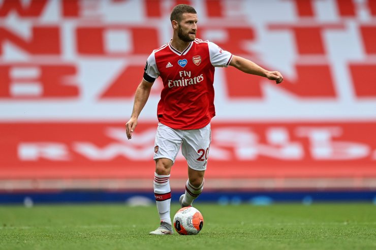 Mustafi, idea Juve