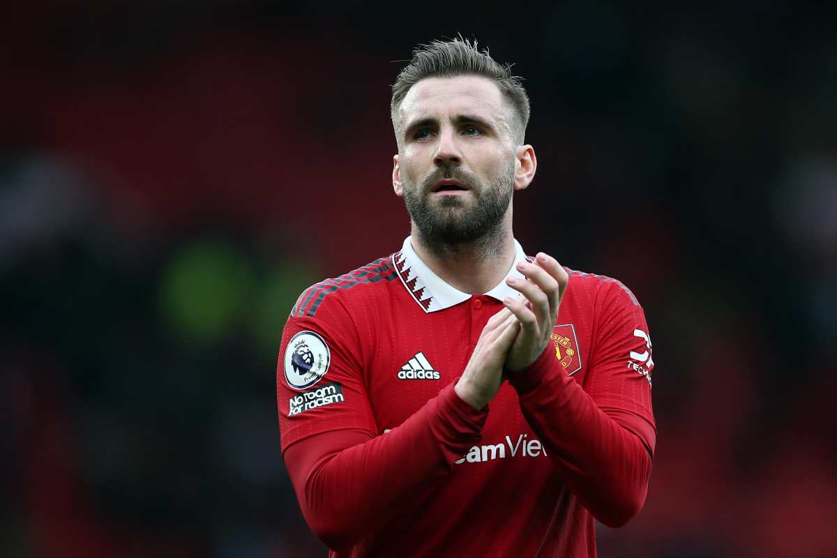 Shaw applaude il pubblico