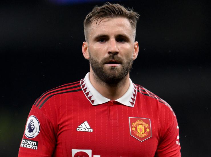 Luke Shaw in primo piano