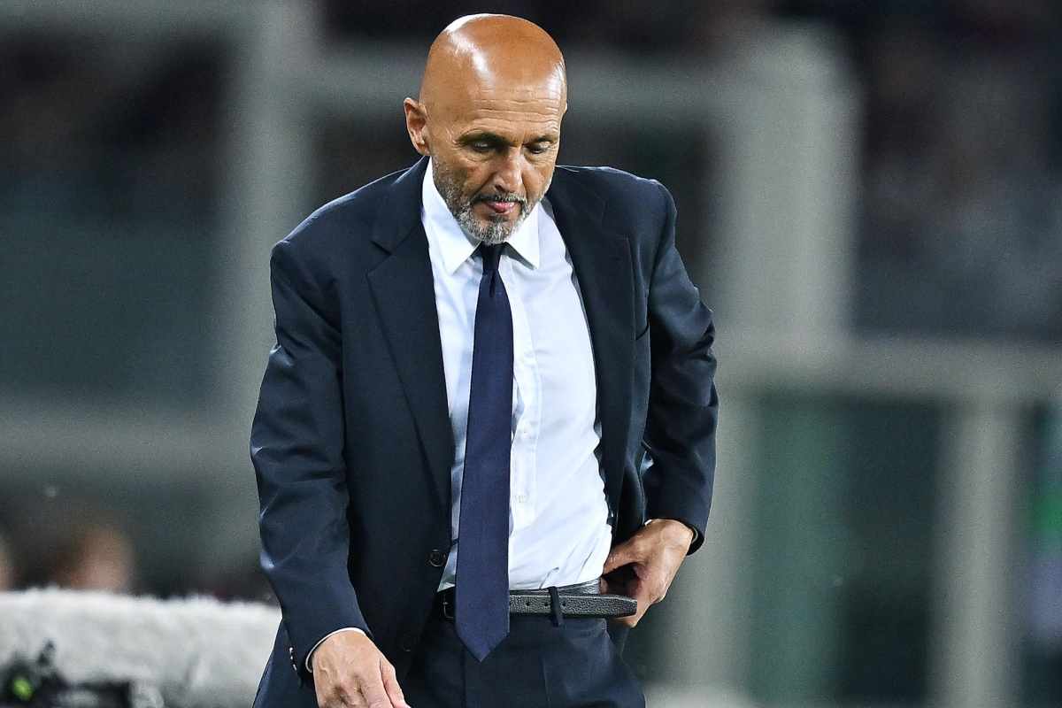 Luciano Spalletti a capo chino