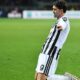 Dusan Vlahovic esulta dopo un gol