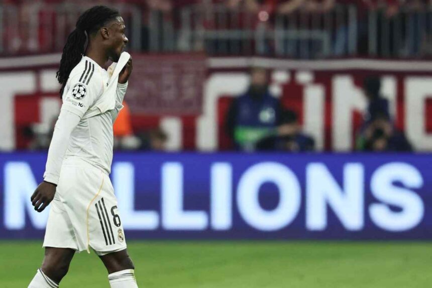Eduardo Camavinga con la maglia del Real Madrid