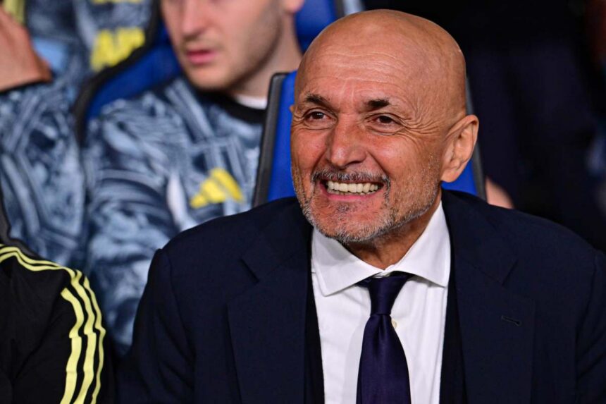 Luciano Spalletti sorride